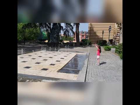 The girl and the fountain/elena/გოგონა და შადრევანი/ელენა